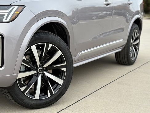 New 2026 Volvo XC90 B6 Core image 7