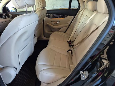Used 2017 Mercedes-Benz GLC 300 4MATIC Coupe image 11