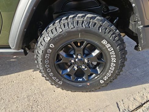 Used 2021 Jeep Wrangler Sport image 9