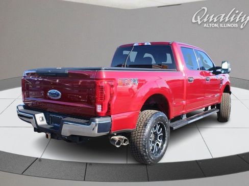 Used 2017 Ford F250 XLT w/ FX4 Off-Road Package image 4