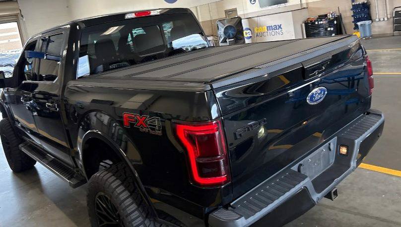 Used 2016 Ford F150 Lariat w/ Equipment Group 502A Luxury AWD/4WD image 3