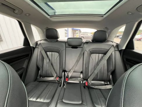 Used 2020 Audi Q5 2.0T Premium Plus AWD/4WD image 24