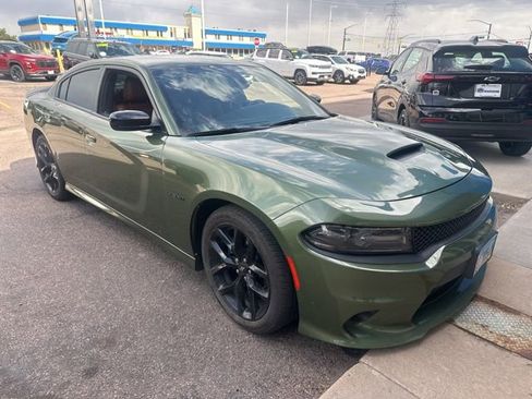 Used 2021 Dodge Charger R/T w/ Blacktop Package RWD image 3