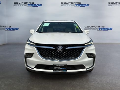 Used 2023 Buick Enclave Avenir w/ Avenir Technology Package FWD image 2