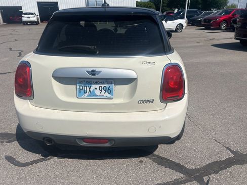 Used 2015 MINI Cooper 4-Door Hardtop FWD image 6