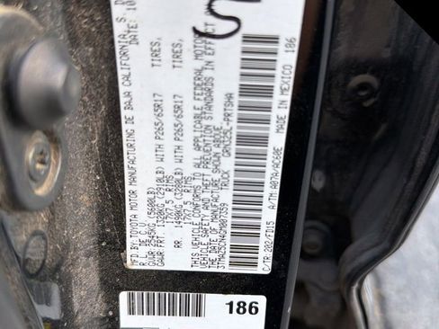 Used 2016 Toyota Tacoma TRD Sport w/ Towing Package image 10