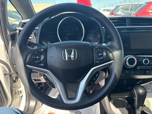 Used 2018 Honda Fit EX image 15