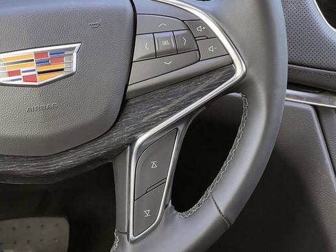 New 2025 Cadillac XT5 Premium Luxury image 13