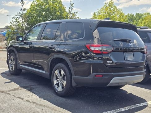Used 2024 Honda Pilot EX-L image 5