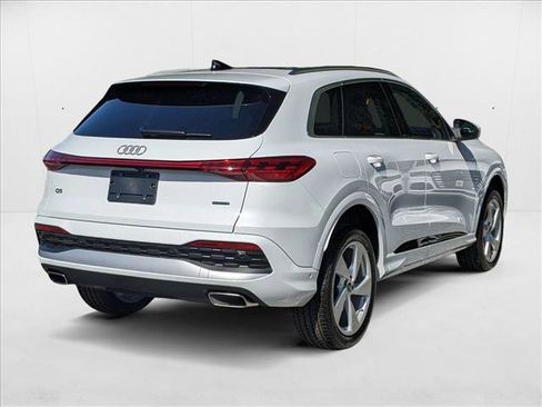 New 2025 Audi Q5 Premium Plus image 2