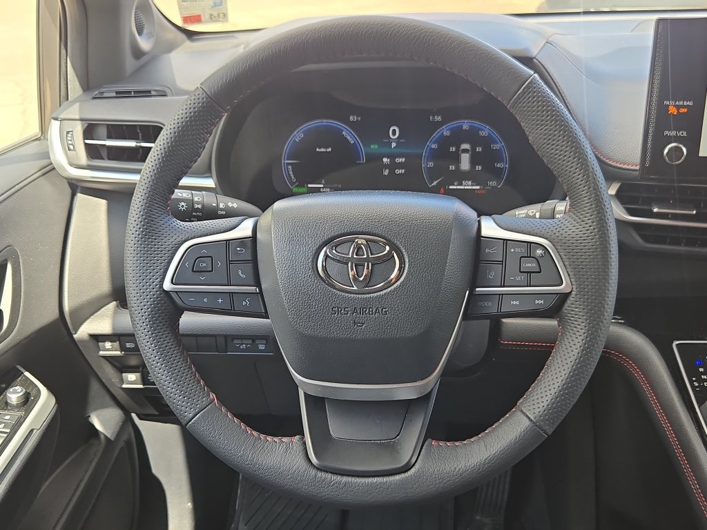Used 2026 Toyota Sienna XSE FWD image 24