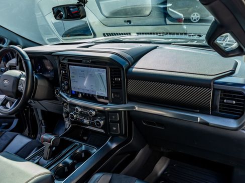 Used 2025 Ford F150 Raptor AWD/4WD image 18