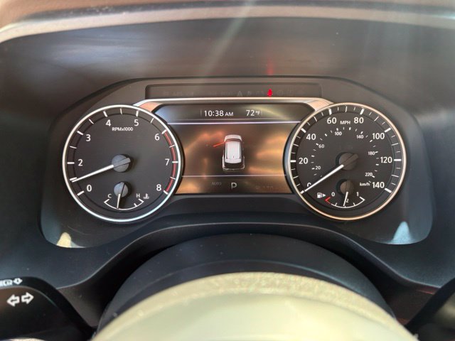 Used 2023 Nissan Rogue S AWD/4WD image 15