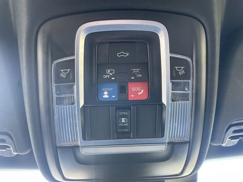 Certified 2023 RAM 1500 Laramie image 32