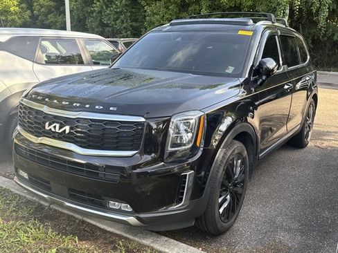 Used 2022 Kia Telluride SX w/ Towing Package FWD image 3