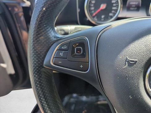 Used 2018 Mercedes-Benz E 300 image 12