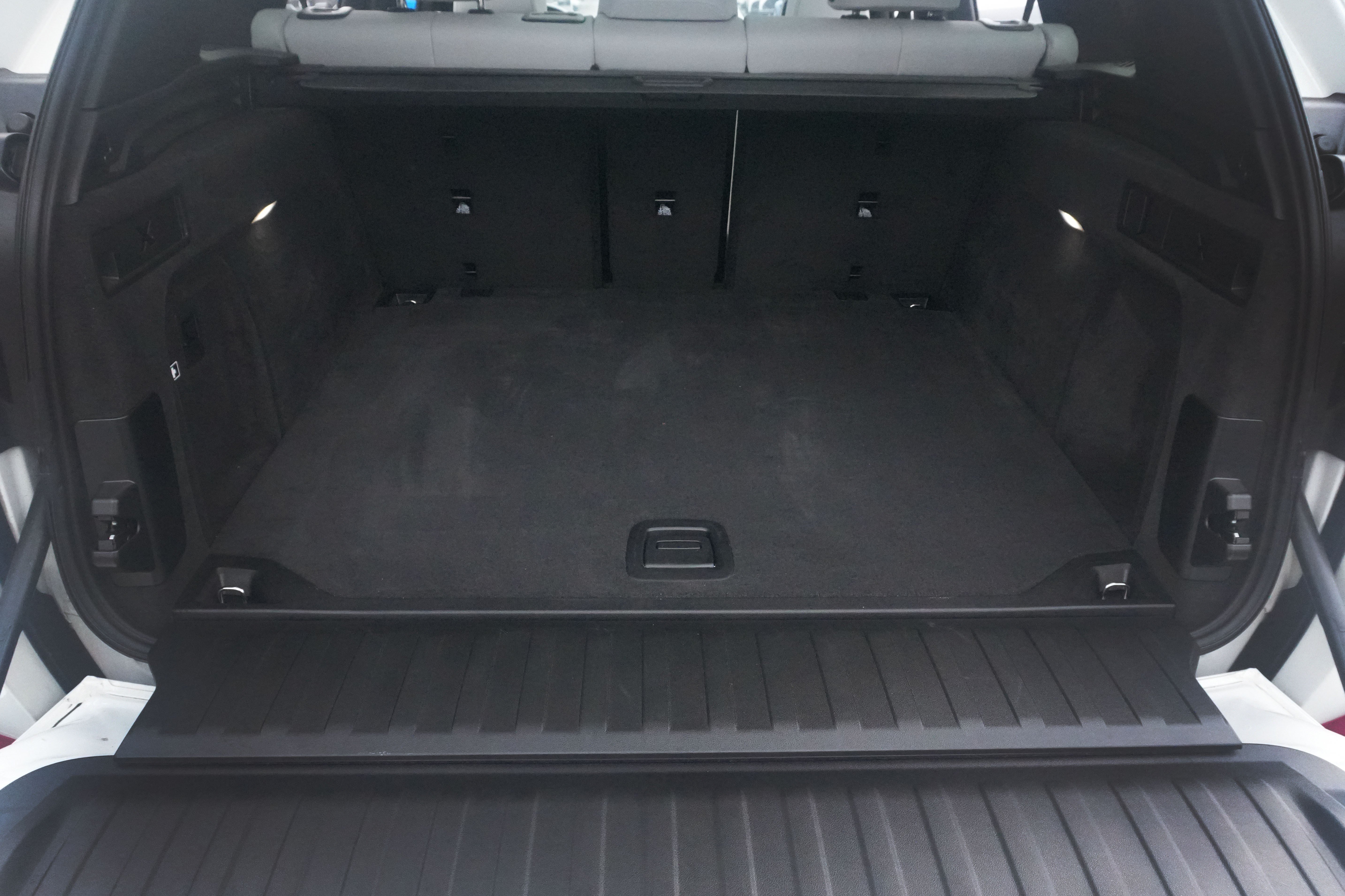 Certified 2025 BMW X5 sDrive40i w/ Parking Assistance Package RWD image 35