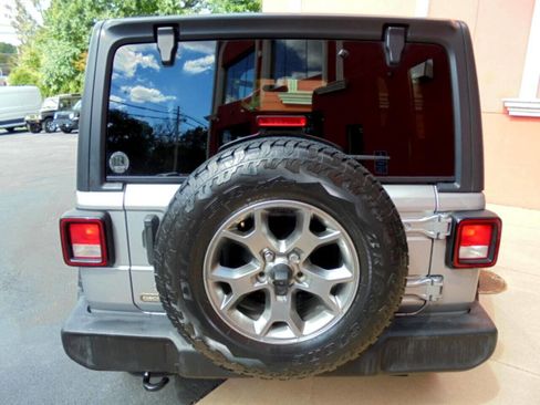 Used 2020 Jeep Wrangler Unlimited Sport image 7