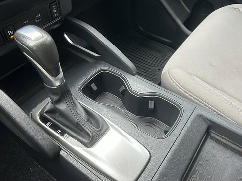 Used 2022 Nissan Frontier SV image 27