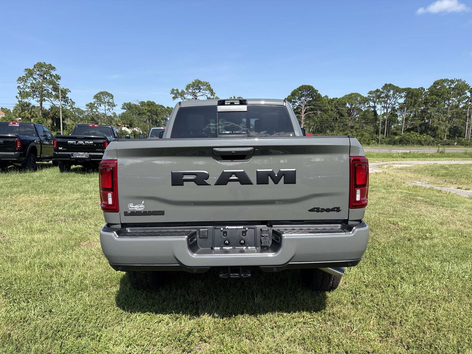 New 2026 RAM 2500 Laramie w/ Night Edition AWD/4WD image 4