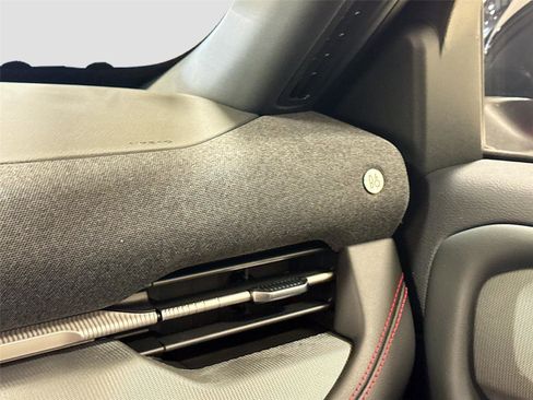 New 2026 Ford Explorer ST-Line w/ ST-Line Street Pack image 18