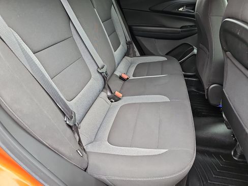 Used 2022 Chevrolet TrailBlazer LT w/ Convenience Package AWD/4WD image 18