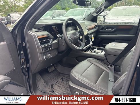 Certified 2025 GMC Yukon XL Denali w/ LPO, Floor Liner Package AWD/4WD image 1