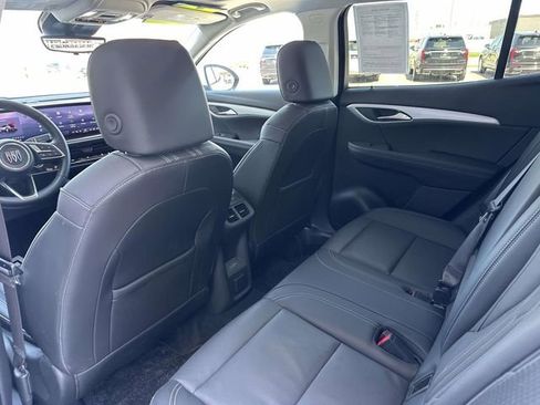 Used 2024 Buick Envision Avenir AWD/4WD image 32