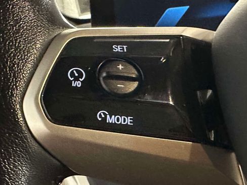 Used 2024 BMW iX xDrive50 w/ Premium Package AWD/4WD image 29