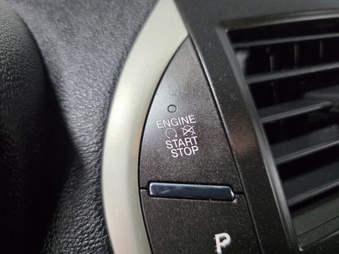 Used 2019 Lincoln MKC Select AWD/4WD image 16