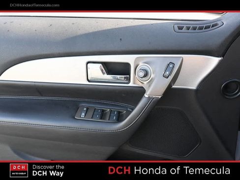 Used 2015 Lincoln MKX FWD w/ Equipment Group 101A image 15