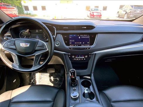 Used 2024 Cadillac XT5 Luxury AWD/4WD image 15