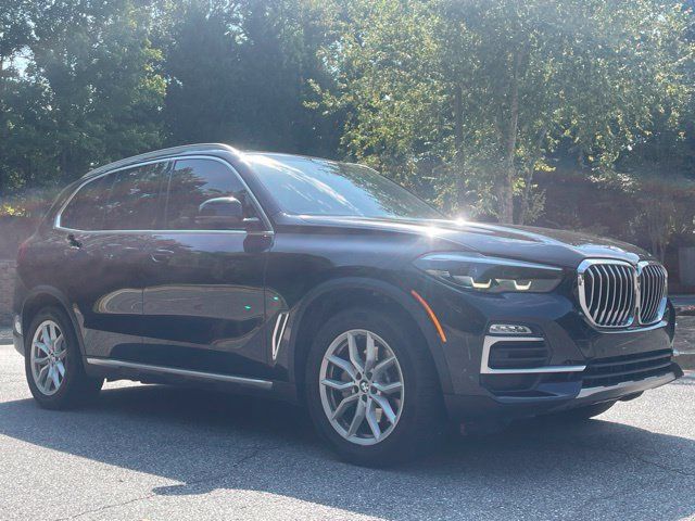 Used 2019 BMW X5 xDrive40i w/ Premium Package 2 AWD/4WD image 3