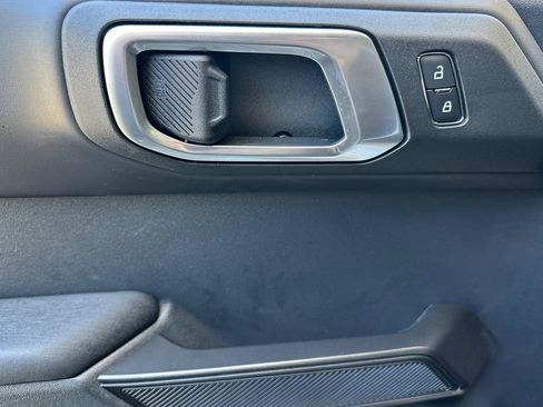 New 2026 Ford Bronco Raptor w/ Interior Carbon Fiber Pack AWD/4WD image 7