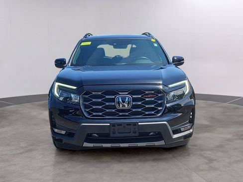 Certified 2023 Honda Passport TrailSport image 2