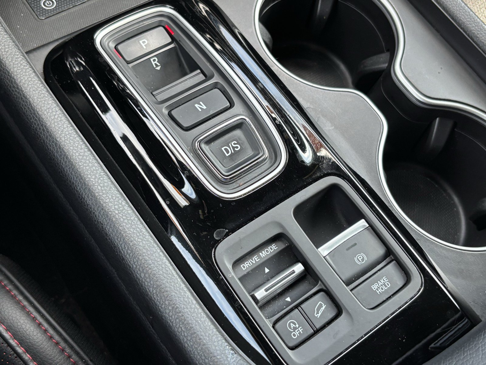 Used 2025 Honda Pilot Black Edition image 26