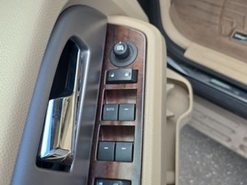 Used 2011 Ford Expedition XLT w/ 202A Rapid Spec Order Code AWD/4WD image 13