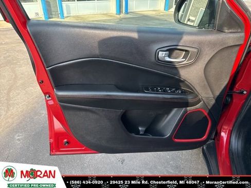 Used 2018 Jeep Compass Trailhawk w/ Navigation Group image 10