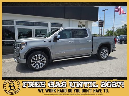 New 2026 GMC Sierra 1500 Denali w/ Denali Reserve Package AWD/4WD image 1