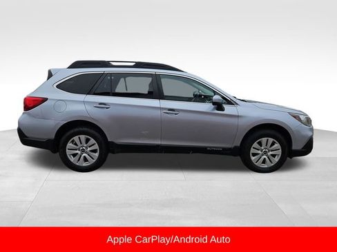 Used 2018 Subaru Outback 2.5i Premium image 8
