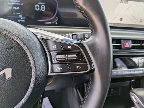 Certified 2025 Kia Seltos S AWD/4WD image 31