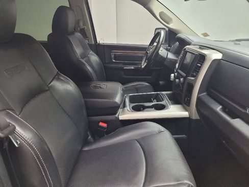 Used 2016 RAM 1500 Laramie w/ Convenience Group AWD/4WD image 21