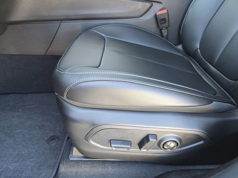 New 2025 Jeep Grand Cherokee L Limited w/ Black Appearance Package image 19