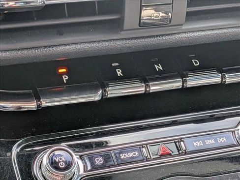 Used 2020 Lincoln Corsair AWD w/ Premium Package image 13