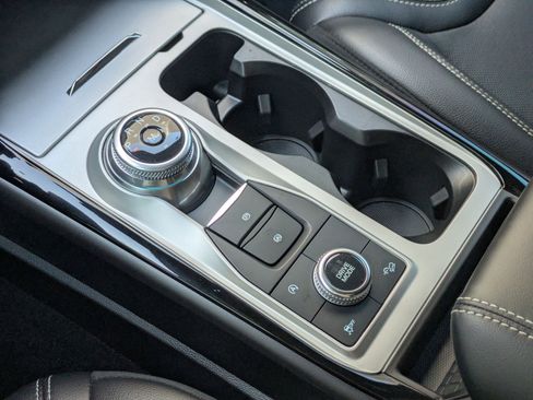 Used 2024 Ford Explorer ST w/ Equipment Group 401A image 22