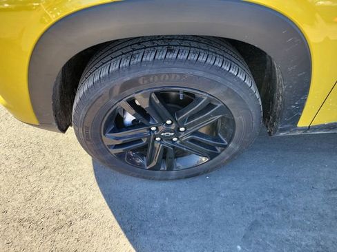 Used 2024 Chevrolet Trax ACTIV w/ Driver Confidence Package image 6