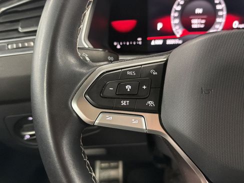 Certified 2023 Volkswagen Tiguan SE R-Line AWD/4WD image 23