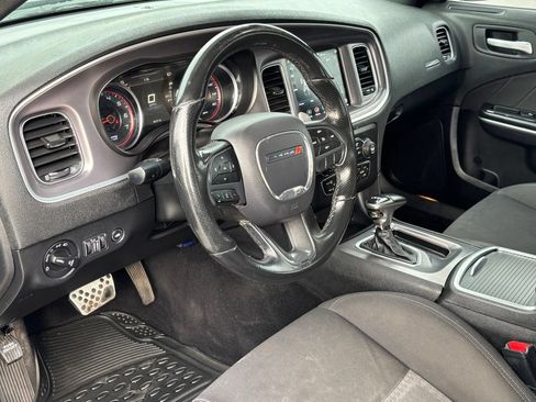 Used 2019 Dodge Charger R/T RWD image 13