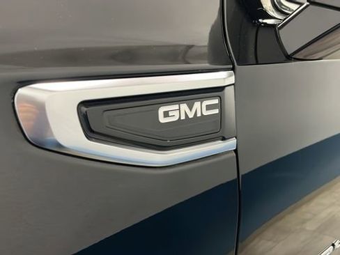 Used 2021 GMC Yukon XL Denali w/ Denali Premium Package AWD/4WD image 45