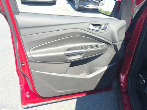 Used 2016 Ford Escape Titanium FWD image 11